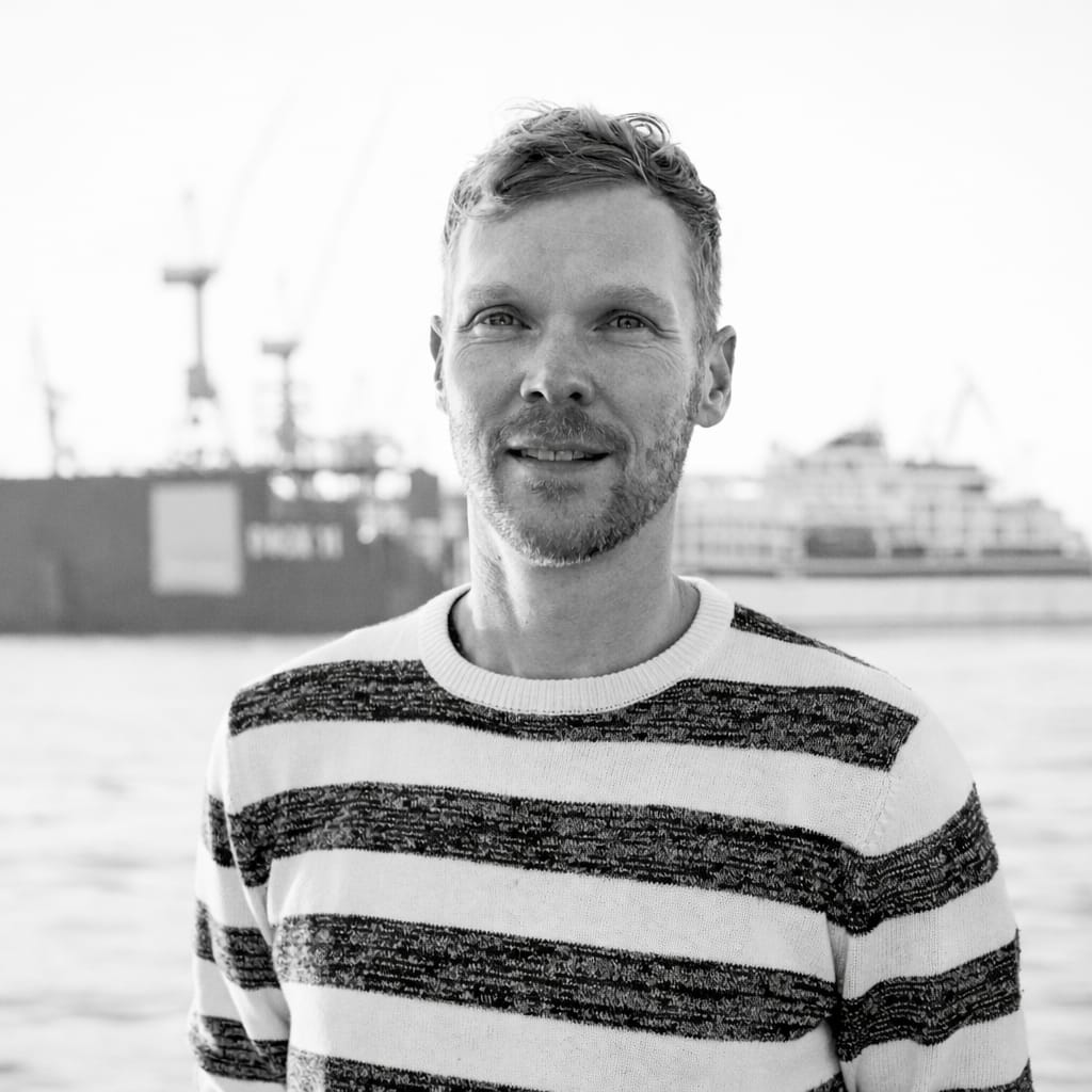 Jost Künzel eckig grau 1000x1000